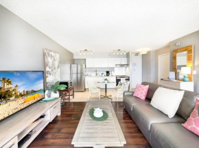 Ocean View Stay Near Waikiki Beach with Parking